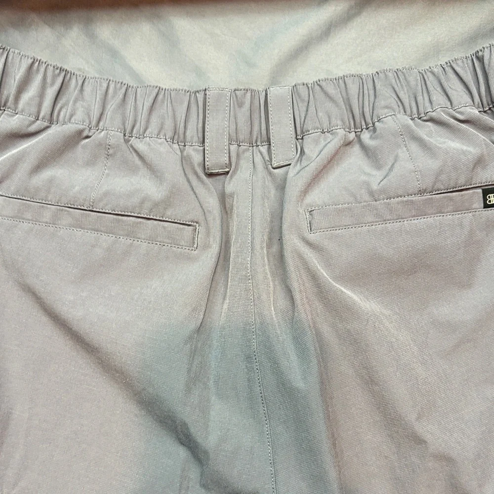 Banana‎ Republic Lightweight Gray Men's Shorts Elastic Comfort 36W Flat Front